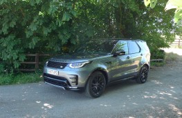 Land Rover Discovery, front static 2